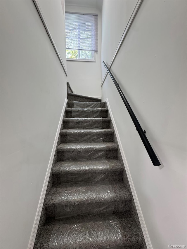 1304 Helen St, Inkster, MI 48141 - stairs with baseboards