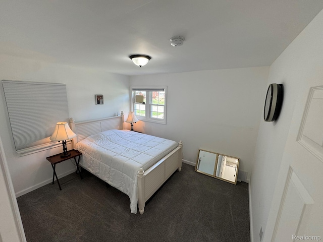 1304 Helen St, Inkster, MI 48141 - bedroom featuring dark colored carpet