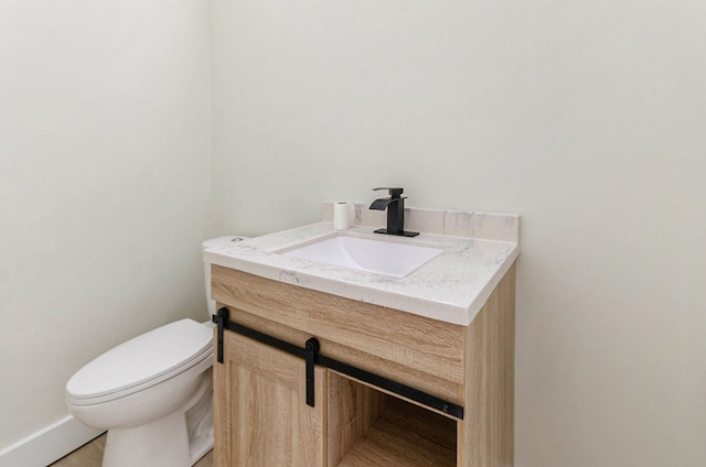 23040 Shakespeare Ave, Eastpointe, MI 48021 - half bathroom featuring vanity and toilet