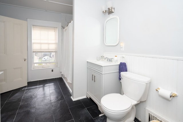 117 Bradley St, Romeo, MI 48065 - full bath with toilet, curtained shower, wainscoting, and vanity