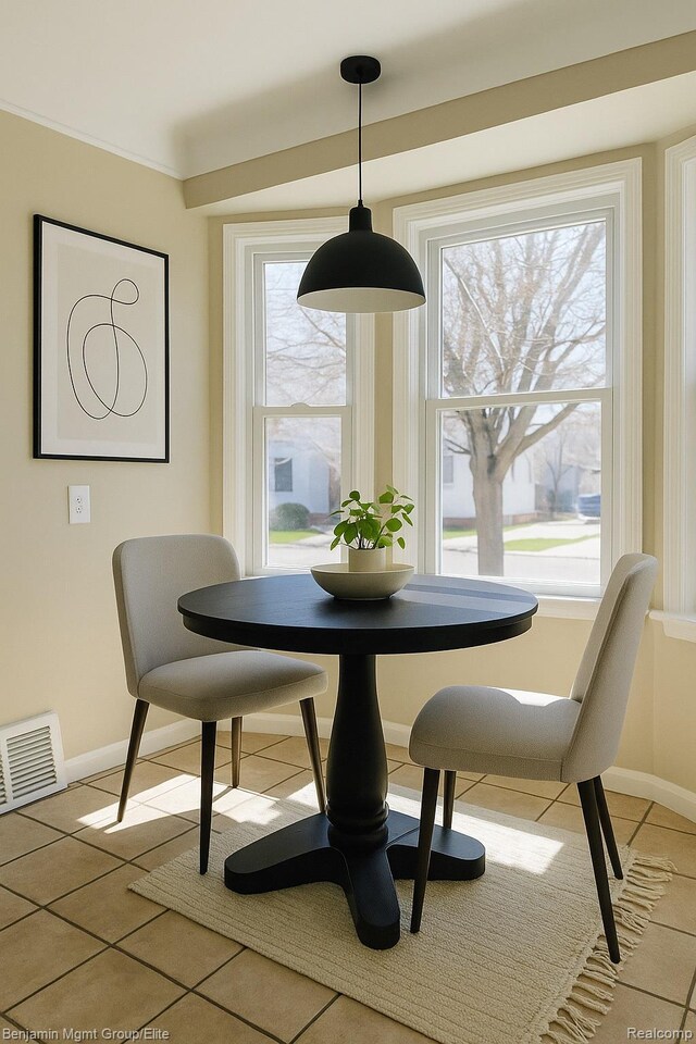 1606 Mill St, Lincoln Park, MI 48146 - dining area featuring light tile patterned floors and breakfast area