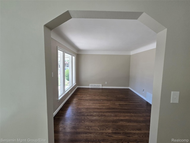1606 Mill St, Lincoln Park, MI 48146 - photo 3