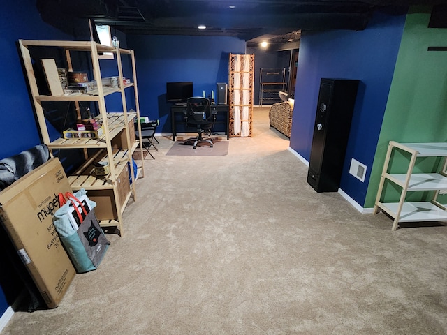 office area featuring carpet and baseboards