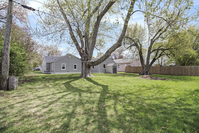 view of yard with fence
