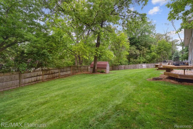 11520 Weiman Dr, Pinckney, MI 48169 - view of yard featuring a wooden deck