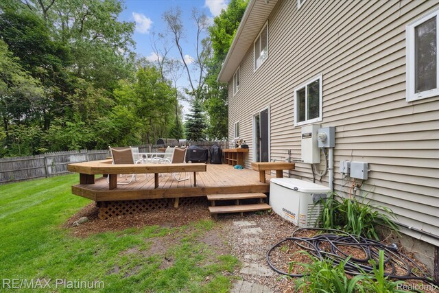 11520 Weiman Dr, Pinckney, MI 48169 - deck with outdoor dining area