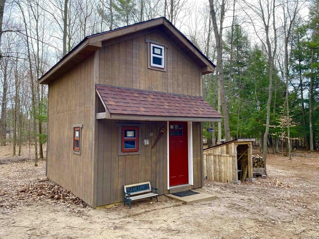Cathedral Ave, Interlochen, MI 49643