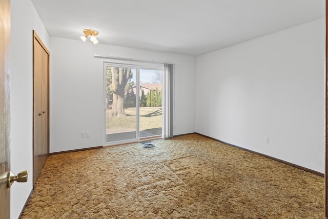 15895 Bexley St, Clinton Township, MI 48038 - carpeted empty room with baseboards