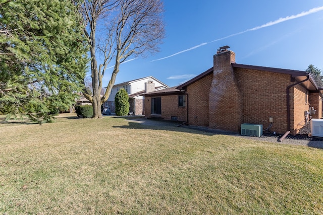 15895 Bexley St, Clinton Township, MI 48038 - view of yard featuring ac unit
