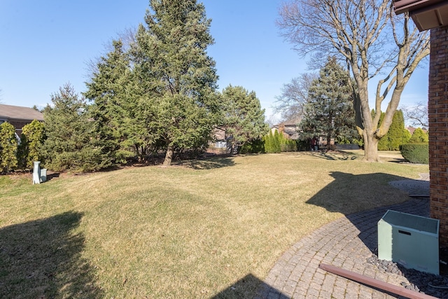 15895 Bexley St, Clinton Township, MI 48038 - view of yard