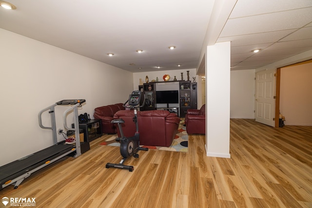 7077 Crosswinds Dr, Swartz Creek, MI 48473 - exercise room featuring recessed lighting, light wood-style flooring, and baseboards
