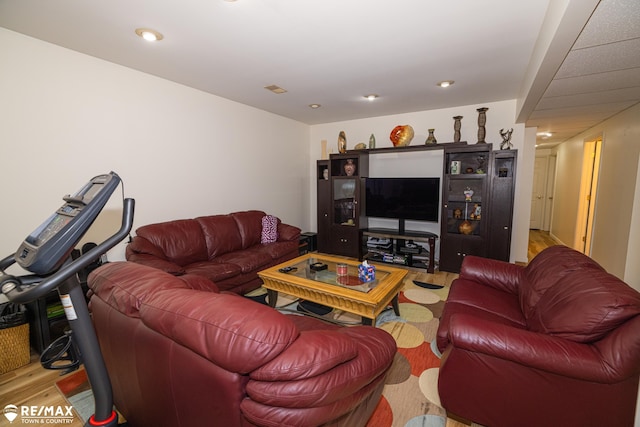 7077 Crosswinds Dr, Swartz Creek, MI 48473 - living room featuring recessed lighting and wood finished floors