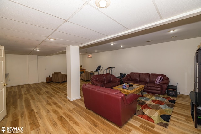 7077 Crosswinds Dr, Swartz Creek, MI 48473 - living area with a drop ceiling, recessed lighting, and light wood finished floors