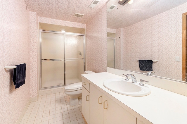 full bath featuring wallpapered walls, visible vents, and a shower stall