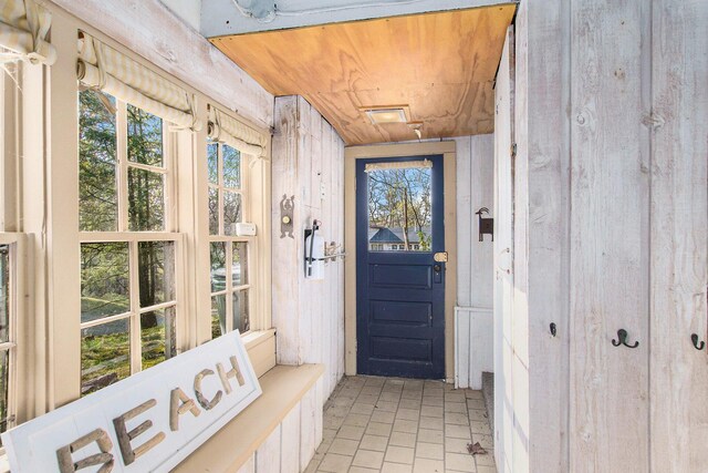 350 Ferry St, Douglas, MI 49406 - mudroom with brick floor