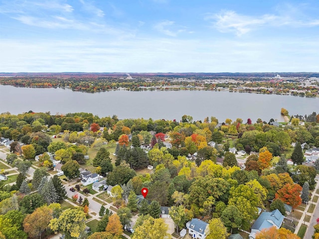 320 Marble St, Cadillac, MI 49601 - bird's eye view featuring a water view and a residential view