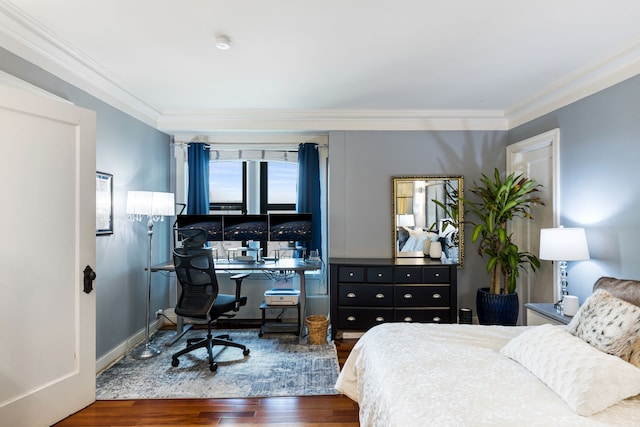 15 Kirby St Unit 826, Detroit, MI 48202 - bedroom featuring crown molding and wood finished floors