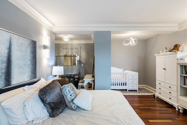 15 Kirby St Unit 826, Detroit, MI 48202 - bedroom with baseboards, dark wood finished floors, and crown molding