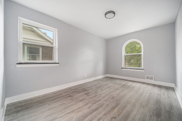 16140 Monte Vista St, Detroit, MI 48221 - unfurnished room with wood finished floors and baseboards