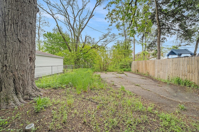 16140 Monte Vista St, Detroit, MI 48221 - view of yard with fence