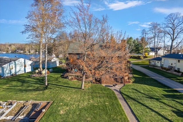 view of yard featuring a residential view
