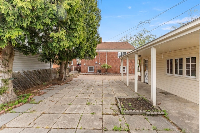 15167 Keppen Ave, Allen Park, MI 48101 - view of patio / terrace with fence