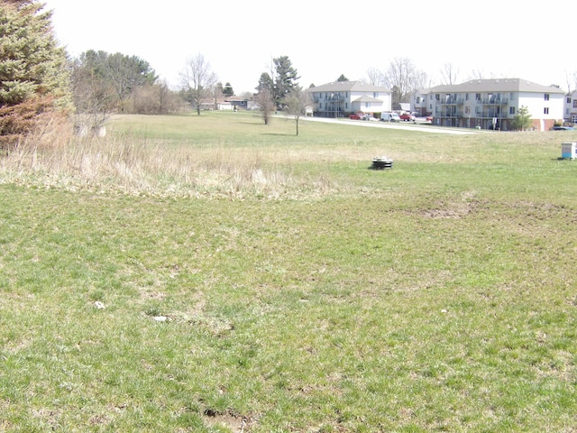 view of yard with a residential view