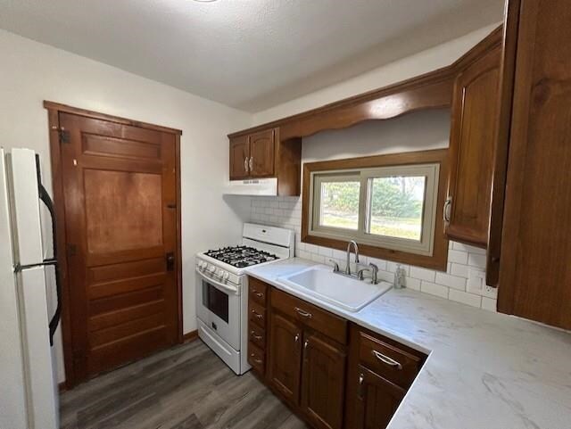 5066 E Michigan Ave, Au Gres, MI 48703 - photo 3