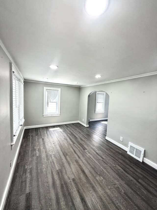 6101 Orchard Ave, Dearborn, MI 48126 - photo 3