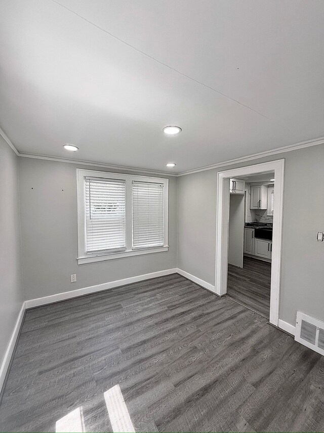 6101 Orchard Ave, Dearborn, MI 48126 - photo 21