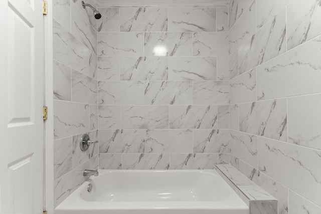bathroom featuring shower / bathtub combination