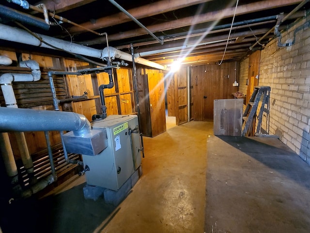 view of unfinished basement