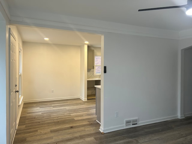 17639 Lenore, Detroit, MI 48219 - empty room featuring dark wood-style flooring, baseboards, visible vents, and recessed lighting