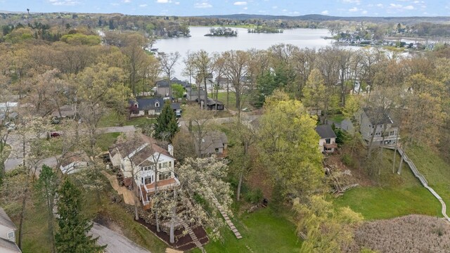 5027 Grover Dr, Brighton, MI 48116 - birds eye view of property with a water view and a residential view