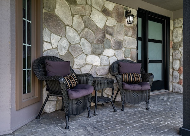 1229 Poppy Hill Dr, Oxford, MI 48371 - view of patio / terrace