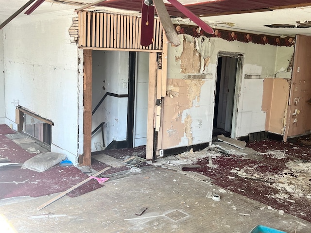 130 Gladstone St, Detroit, MI 48202 - interior space