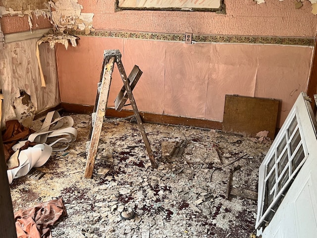 130 Gladstone St, Detroit, MI 48202 - interior space