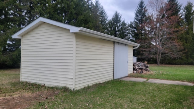 view of outdoor structure