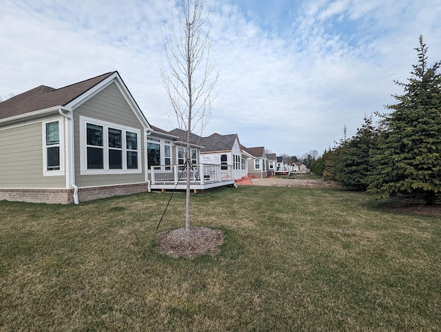 2298 Pondview Ln, Troy, MI 48085 - view of yard with a deck
