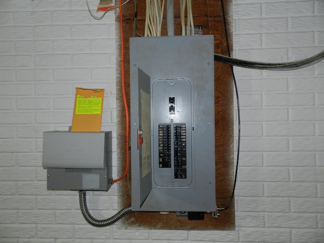 7407 Beecher Rd, Flint, MI 48532 - utilities featuring electric panel