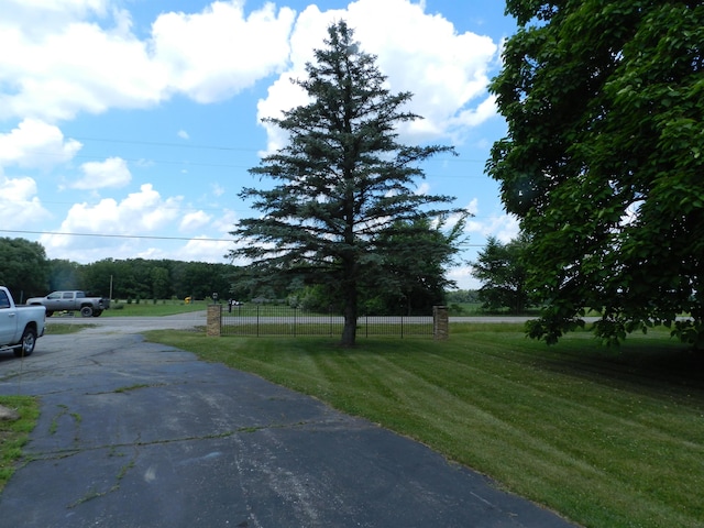 7407 Beecher Rd, Flint, MI 48532 - view of asphalt road