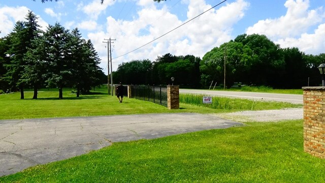 7407 Beecher Rd, Flint, MI 48532 - view of street