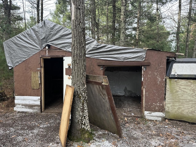 view of outdoor structure