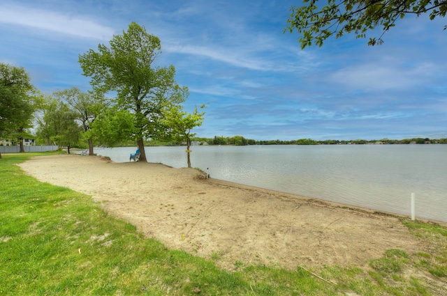3067 Oakridge, Lake Orion, MI 48360 - water view