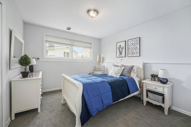 bedroom featuring carpet flooring, baseboards, and visible vents