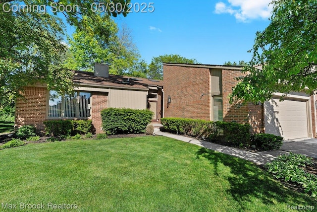 36798 Tanglewood Ln, Farmington Hills, MI 48331 - photo 1