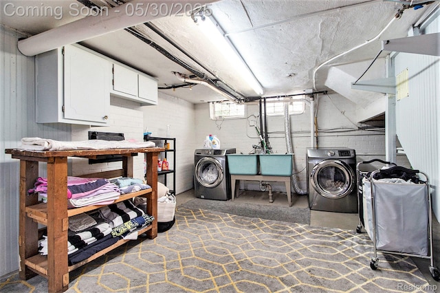 1301 Bishop Rd, Grosse Pointe Park, MI 48230 - washroom with cabinet space and independent washer and dryer
