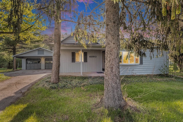 6093 Porter Rd, Grand Blanc, MI 48439 - view of front of house with a porch and driveway
