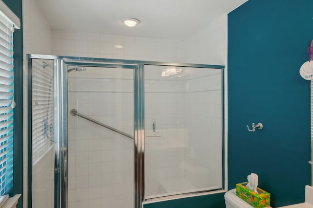 29044 Thistle Ln, Harrison Township, MI 48045 - bathroom with toilet and a shower stall