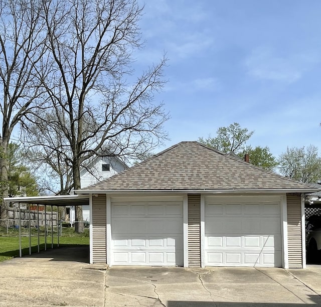 view of detached garage